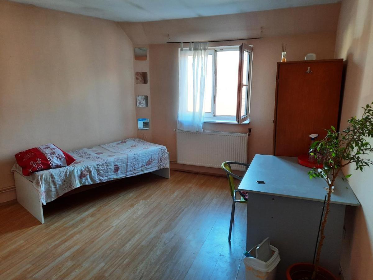 Casa Adrian Camere Centru Vechi Брашов Экстерьер фото